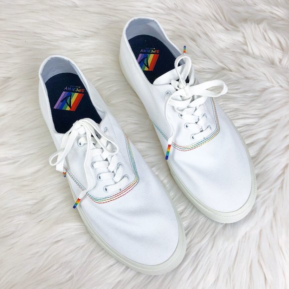 NEW Sperry Captain's CVO Pride Sneaker women’s size 12 rainbow boat shoes - Picture 2 of 12